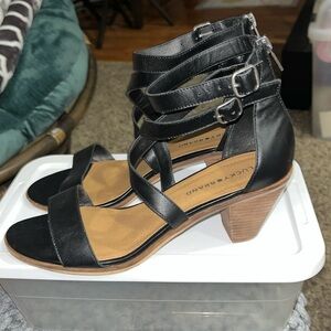Lucky Brand Ressia black leather ankle strap sandals Size 11